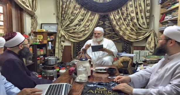 Arap aleminin en büyük âlimlerinden ve Şazeli şeyhi olan Mustafa Bihyâvî Hazretlerini ziyaret