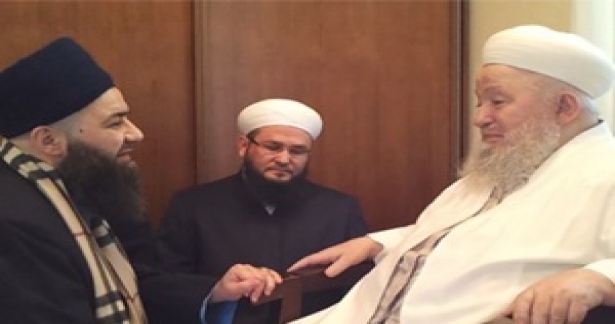Cübbeli Ahmet Hoca Efendi nin Mahmud Efendi Hazretlerini (K.S.) Ziyareti