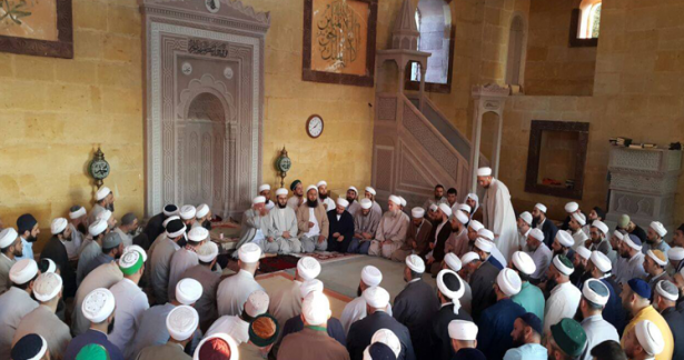 Mahmud efendi hazretleri külliyesinde yapilan hatm-i şerif